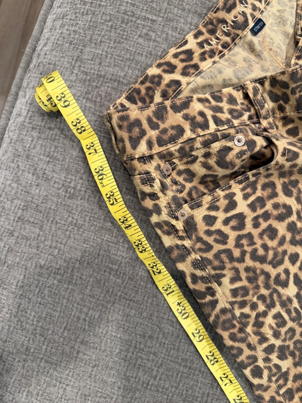 American Eagle Low Rise Cheetah Jeans - Picture 14 of 14